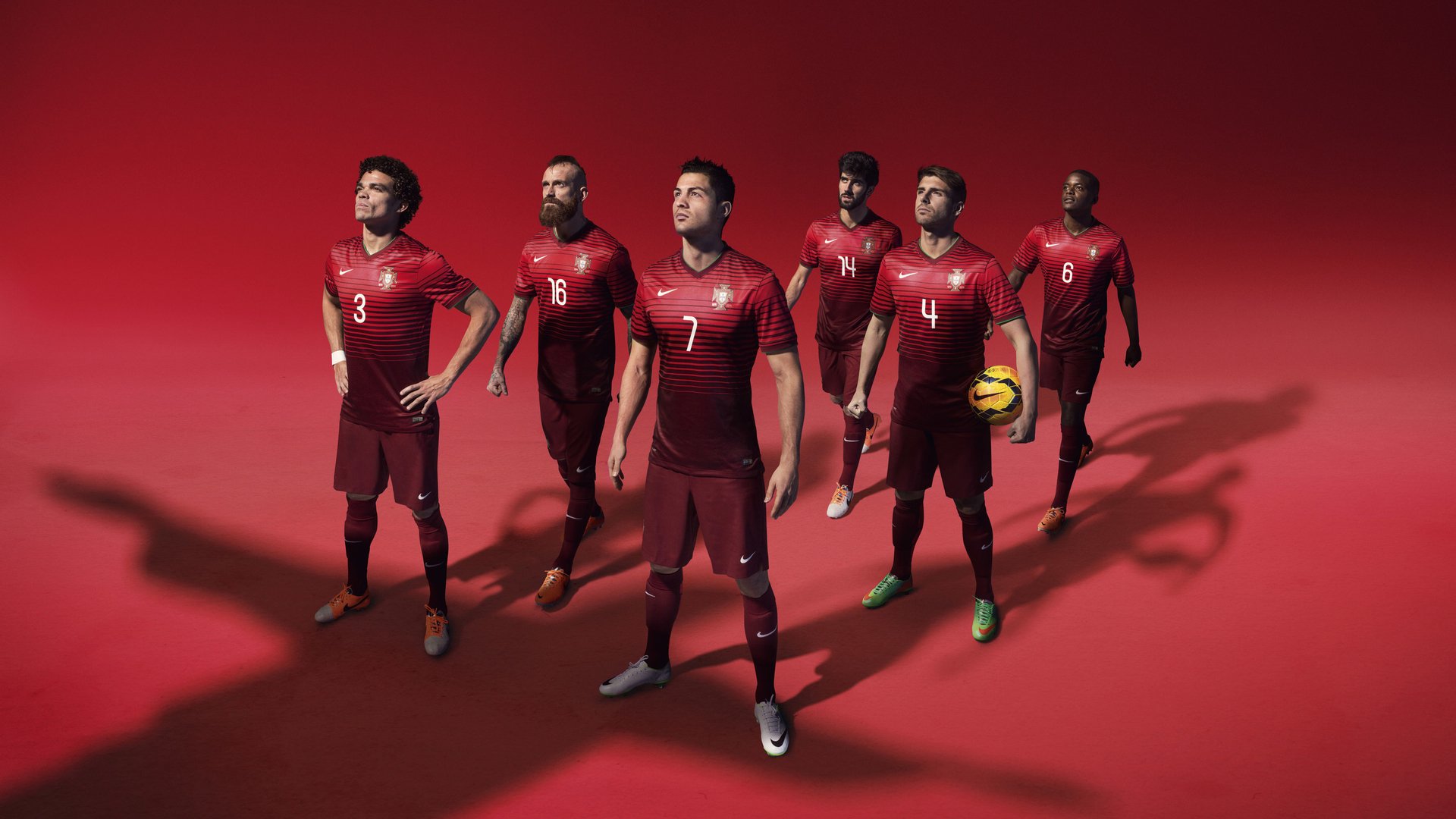 kering.com-经典球员回归：退役明星助阵足球推广，足坛退役球星